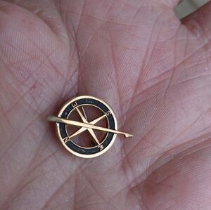 Vintage 10K Yellow Gold Compass Tie Tac Pin Hat Pin